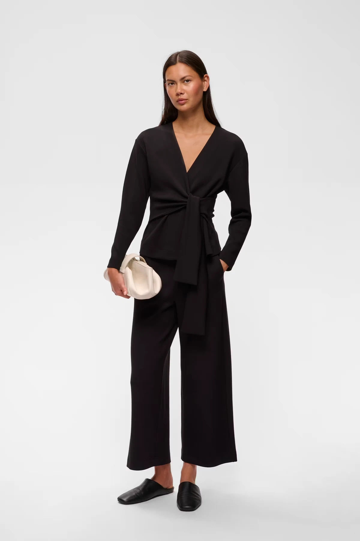 GINCETTEIW CROPPED PANT – Black / L