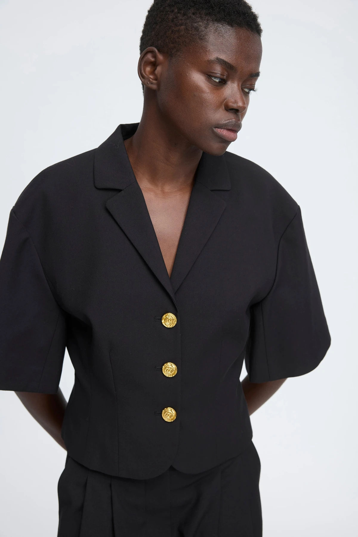 CORALIE – Black / 34