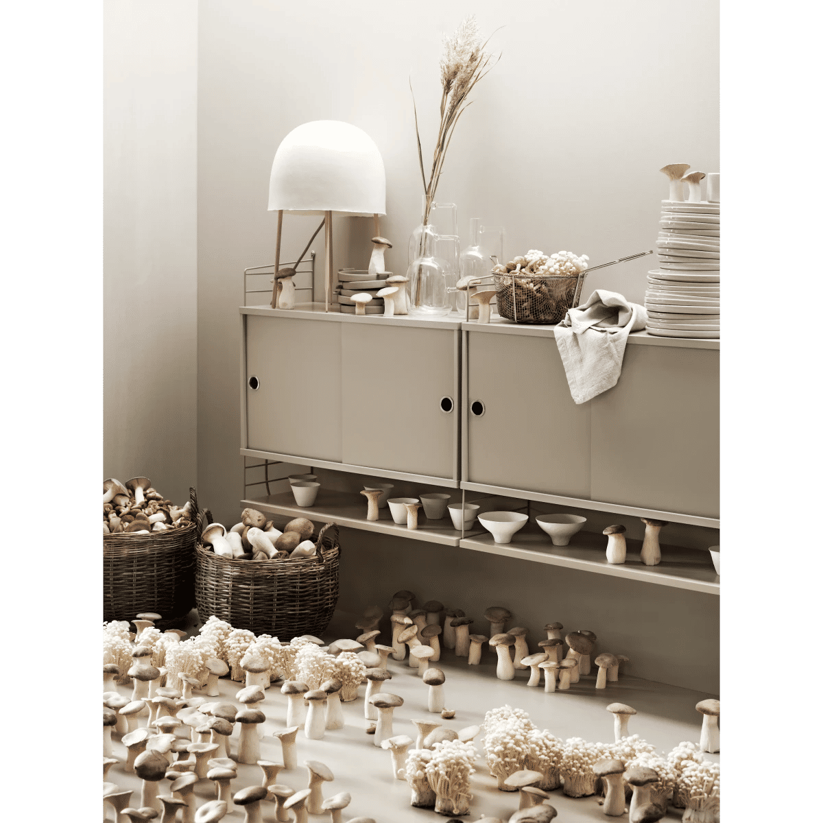 Skap med skyvedør 78x30x42 Beige