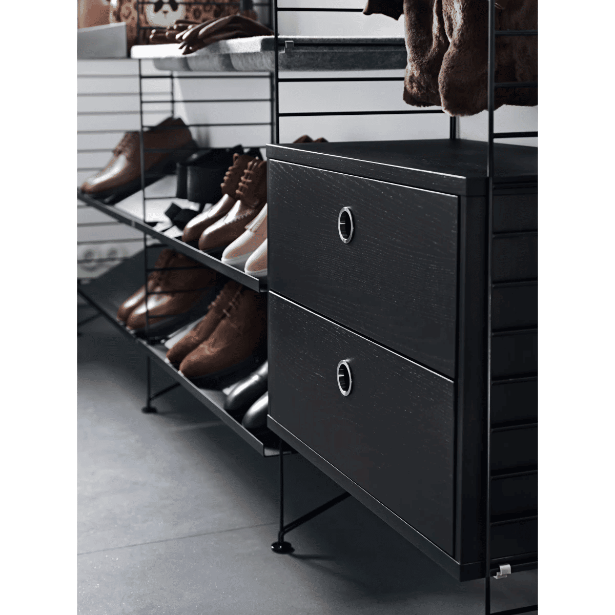 Kommode 58x30x42 Svartbeiset ask