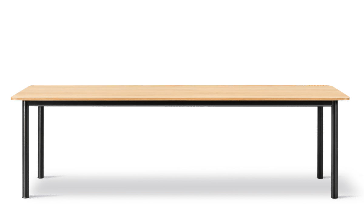 Plan (6633) Table 240 x 100 cm – Eik finér lakkert, FSC Mix 70% Sort 240 x 100 cm, høyde 73 cm