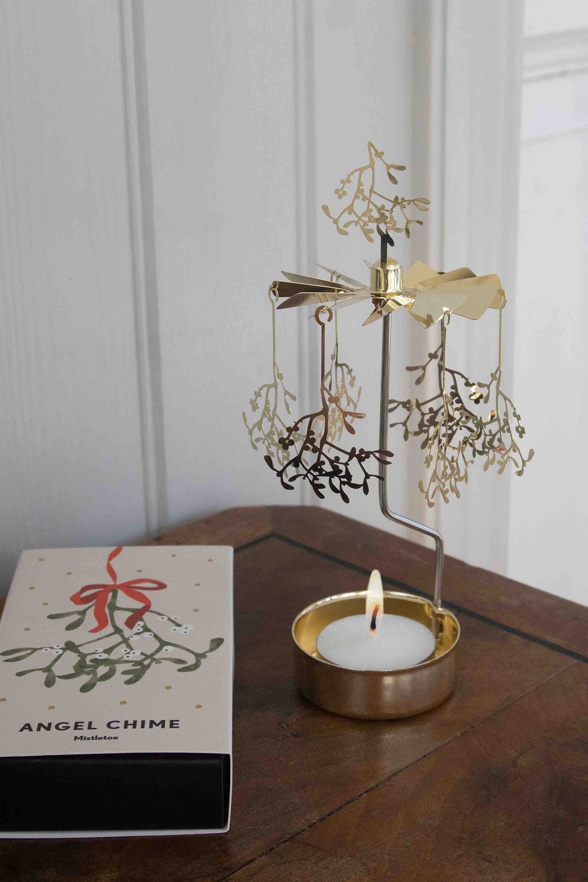 Tealight Spinner Misteltoe Gold