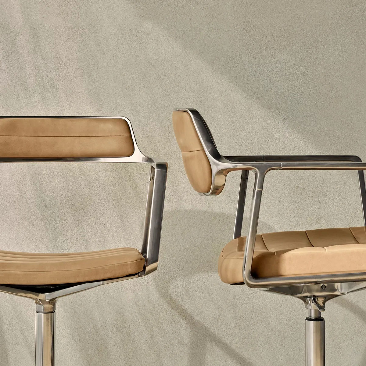 Swivel Chair 452