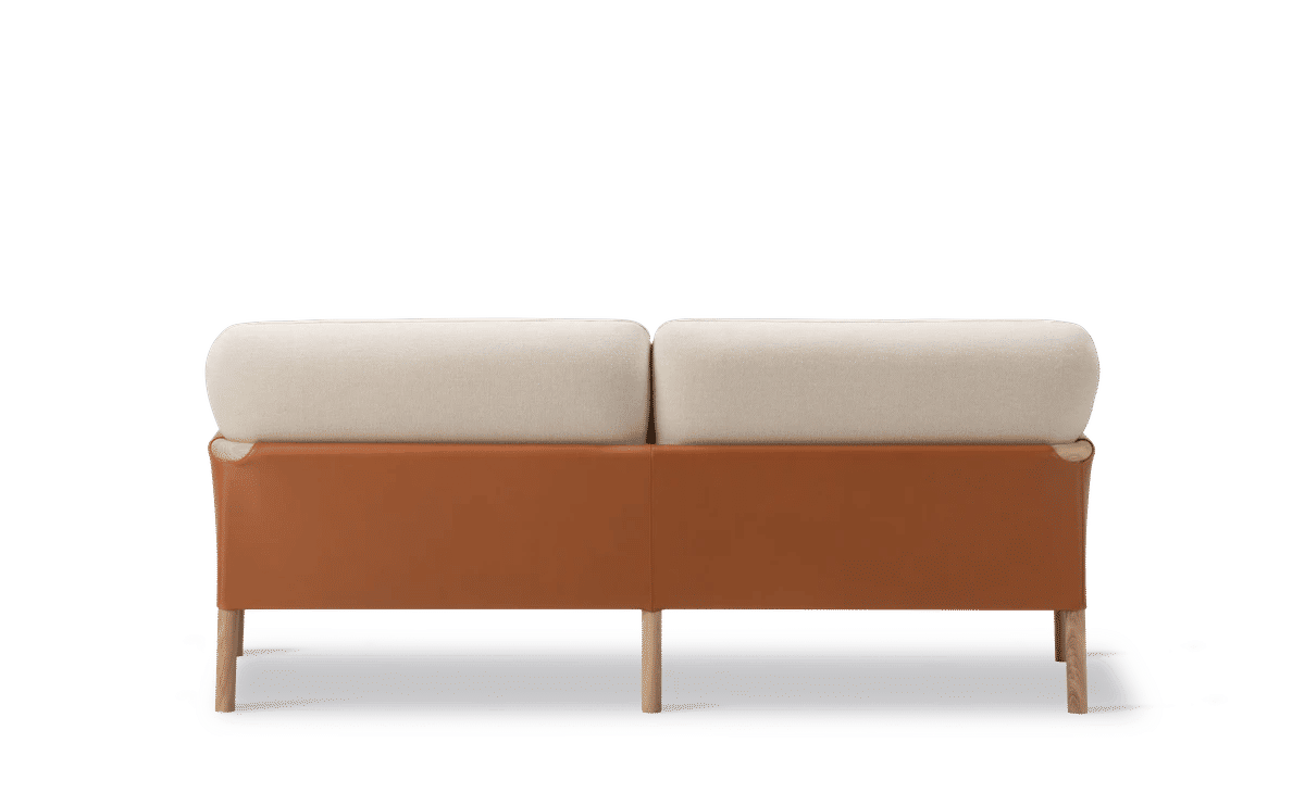 Savannah Sofa, 2 seater, 182 cm – Hallingdal 200 Skinn Max 95, Cognac Eik lys olje, FSC Mix 70%
