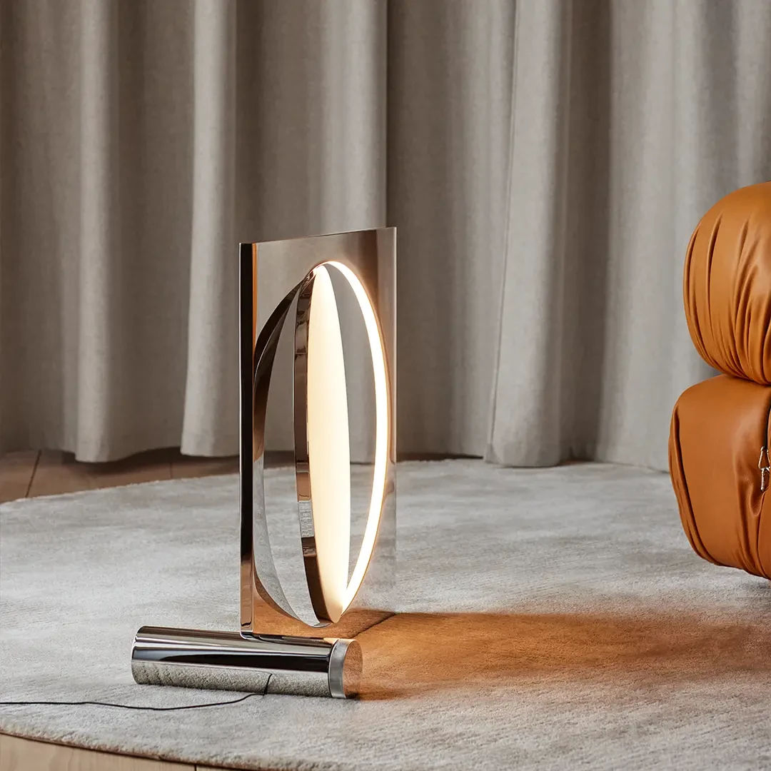 Moonsetter – High lustre chrome/white 600x600