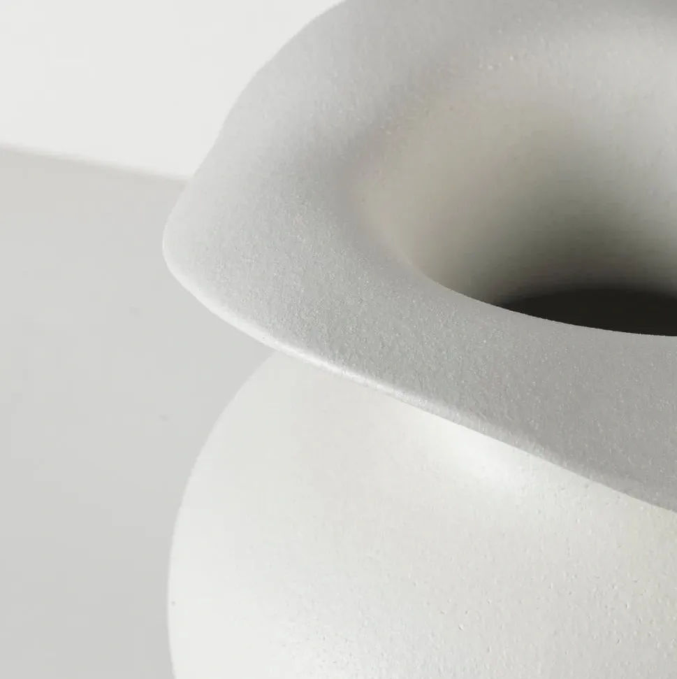 Florentina Vase M Off White Ø24 x H32 cm